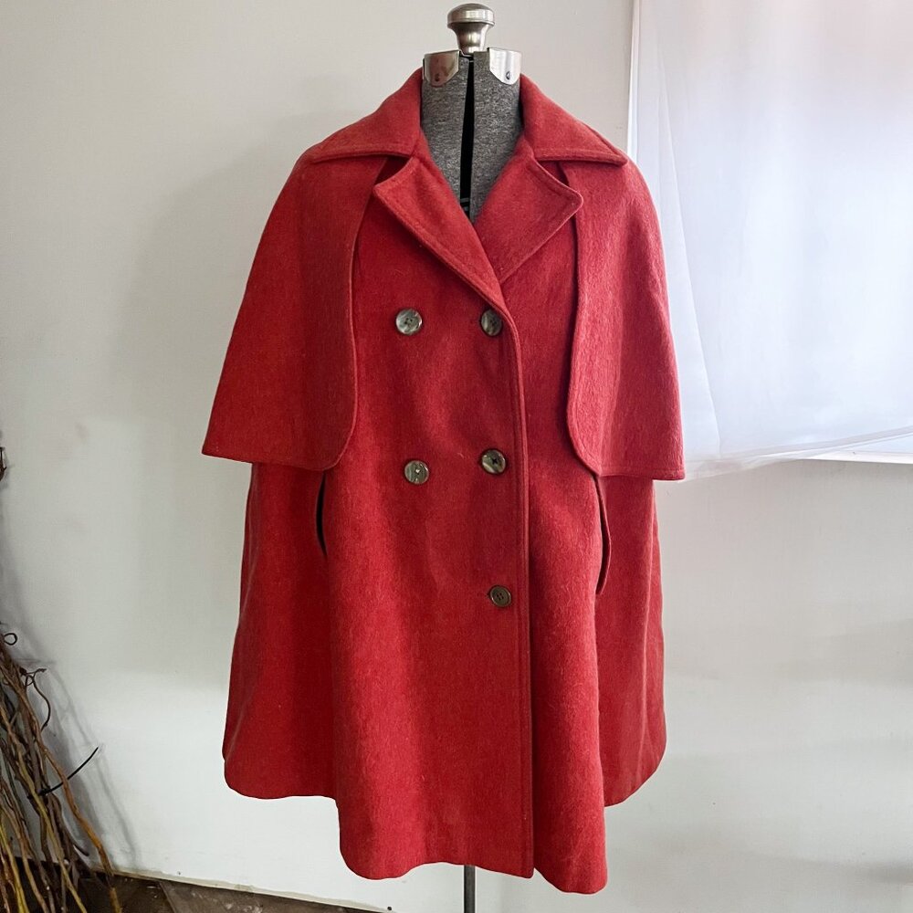 Vintage Mod Wool Cape | Davis Of Boston | One Siz… - image 1